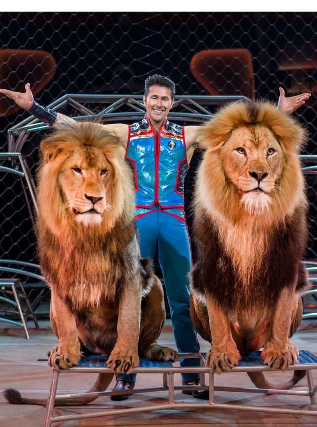 ringling-bros-and-barnum-bailey-presents-out-of-this-world-2