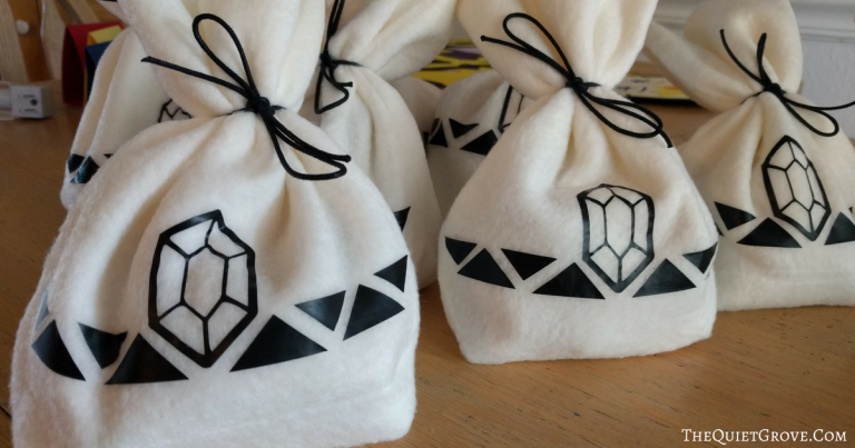 DIY Legend of Zelda Extra Wallet Party Favors
