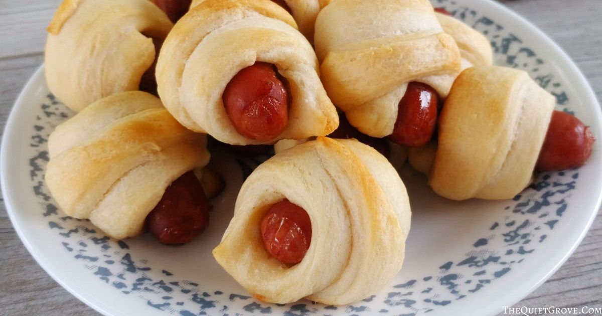 Easy Lit'l Smokies & Crescent Roll Pigs in a Blanket