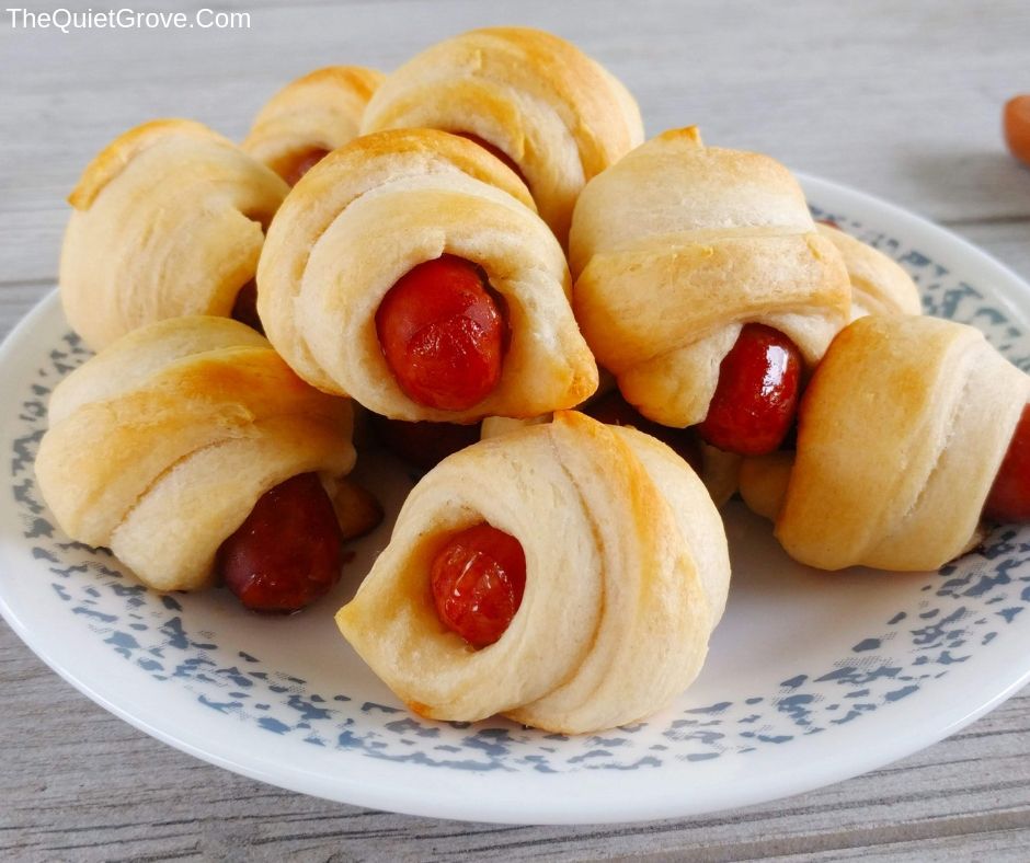 Easy Lit'l Smokies & Crescent Roll Pigs in a Blanket ⋆ The Quiet Grove