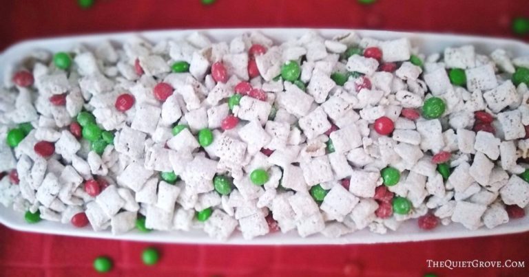 Christmas Cake Muddy Buddies
